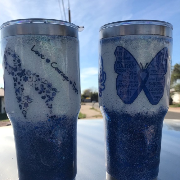 Custom 30 oz Glitter tumbler Mamarazzi & Co - Picture 6 of 7